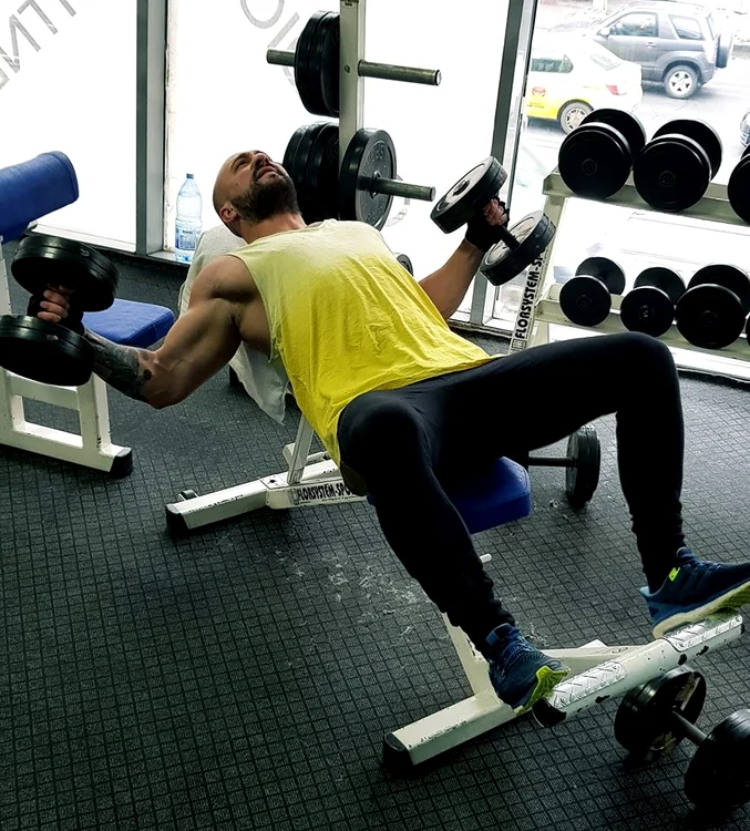 13 alexandru anghel fratele monicai anghel artist 4 jpg jpeg