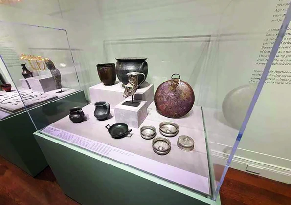 Expoziție la New York cu artefacte preistorice provenite din muzee românești