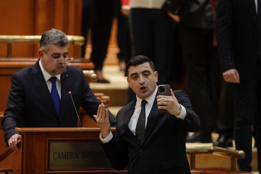Sondaj USR: Ciolacu și Simion în fruntea intenției de vot pentru Cotroceni | sursa foto: Adevarul