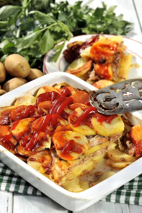 
    Musaca aromată  