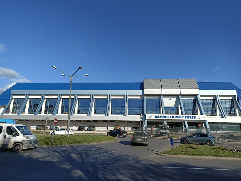 Cel mai modern bazin olimpic din România, reabilitat din temelii. David Popovici și Robert Glință, la inaugurare