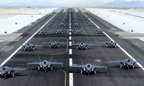 VIDEO / Demonstraţie de forţă a Statelor Unite: 52 de avioane F 35A Lightning complet înarmate au participat la un exerciţiu de proporţii  jpeg