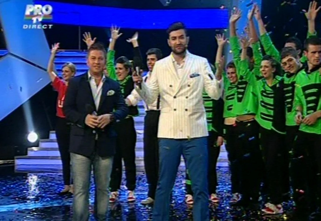 
    Pavel Bartoş şi Smiley au anunţat ultimele trei nume care se adaugă pe lista finaliştilor  