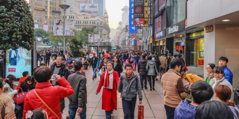 Este China în criză economică? Vestul, da. China, ba! China la zi
