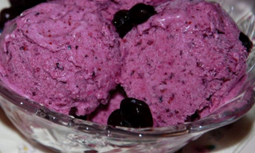 Inghetata raw de afine1 300x300 jpeg