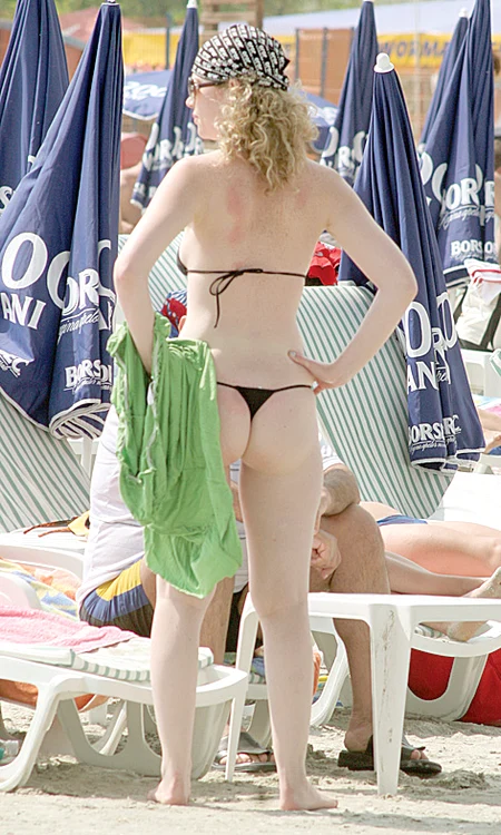 2006 Pe  când  era  slabă