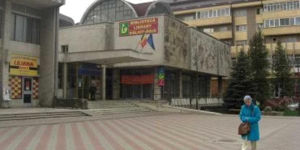 Biblioteca Judeţeană va găzdui o expoziţie de icoane începând cu 17 decembrie
