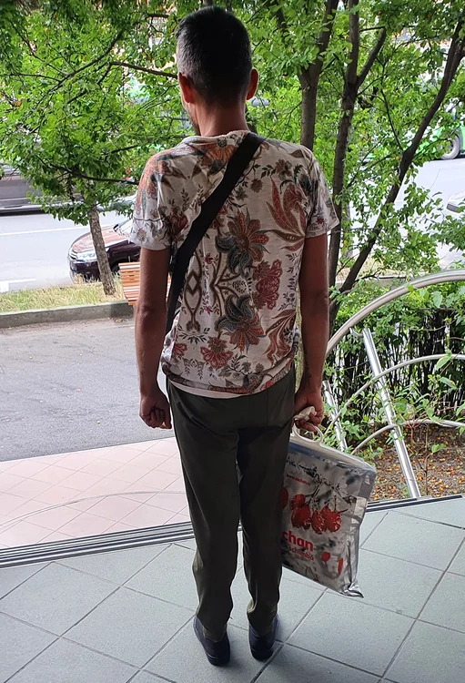 Marian pleacă de la Asociația Catharsis cu mâncare pentru câteva zile FOTO Asociația Catharsis