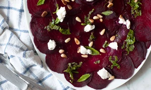 salata de sfecla cu branza de capra jpeg