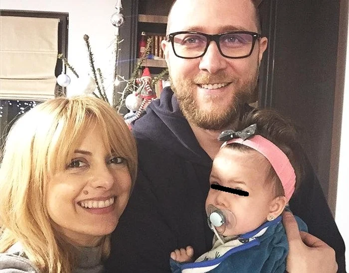 Simona Gherghe și Răzvan Săndulescu au împreună o fetiță, pe nume Ana Georgia