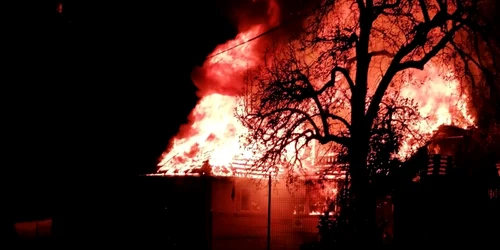 incendiu pietrosita