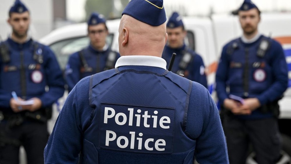 Suporter român, înjunghiat de fanii belgieni: bărbatul a ajuns la spital. Detaliile unui incident sângeros