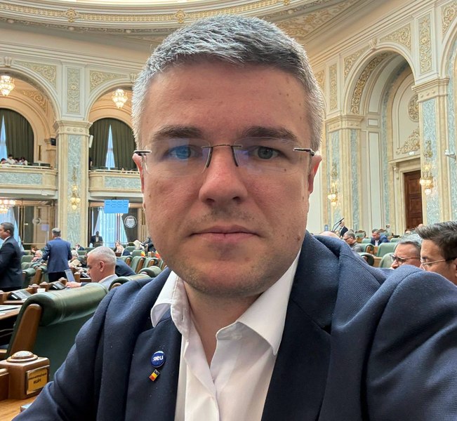 Romarm recovers from financial blockages; Economy Minister says company is regaining credibility