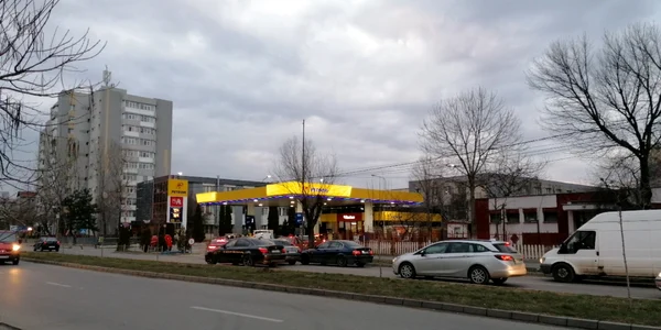 cozile de la benzinarii slatina