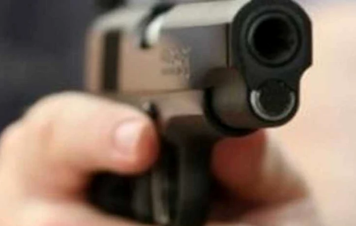 Focuri de armă pentru prinderea unui agresor FOTO: Arhivă