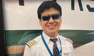 Sumeet Sabharwal, căpitanul avionului Air India, este considerat „erou” Foto X jpg