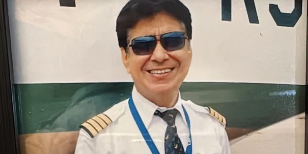 Sumeet Sabharwal, căpitanul avionului Air India, este considerat „erou” Foto X jpg