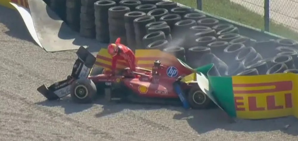 Charles Leclerc și-a făcut praf monopostul în parapet! Accident teribil în Marele Premiu al Italiei