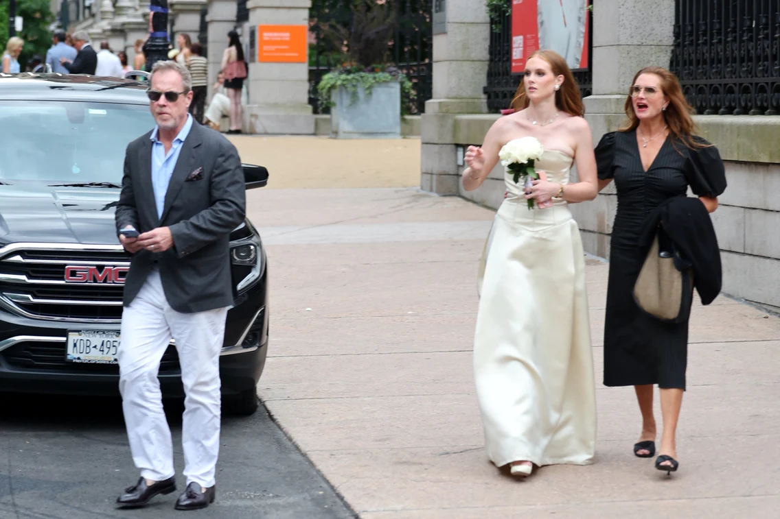 Brooke Shields o susține pe fiica Grier Henchy, Profimedia 