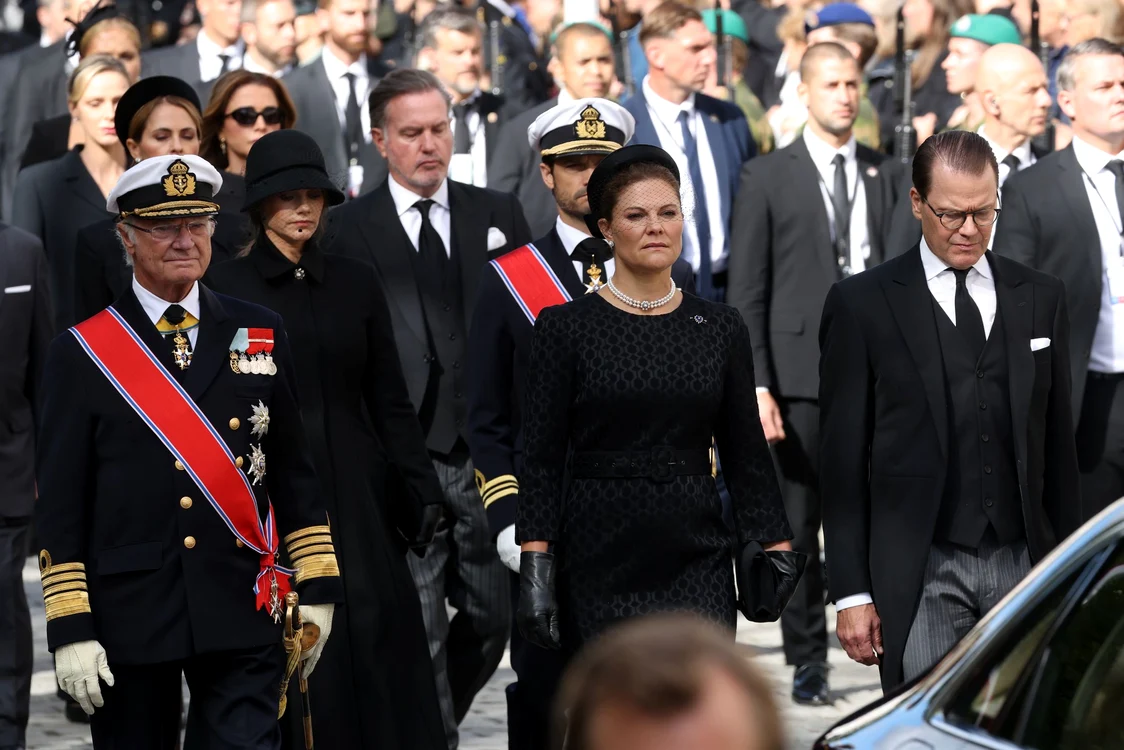 Regele Carl Gustaf și Prințesa Victoria GettyImages 2294295284 jpg