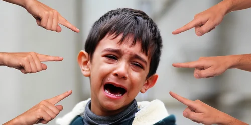 bullying copil scoala foto pixabay geralt jpg