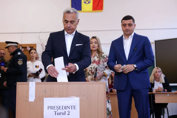 Smion și Georgescu la vot FOTO Inquam Photos / George Călin