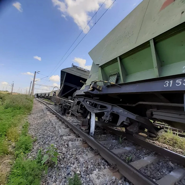 slobozia tren de marfa deraiat la fetesti foto faceb/lucian luci