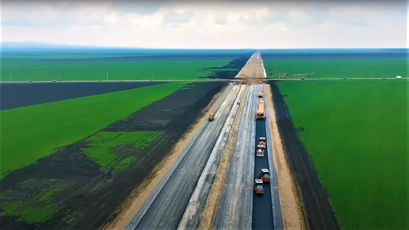 Lucrări pe tronsonul trei al Autostrăzii Buzău - Focșani, Foto: Facebook CNAIR