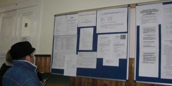 Şomerii speră sa-şi găsească un loc de muncă la sediul ALOFM Bârlad