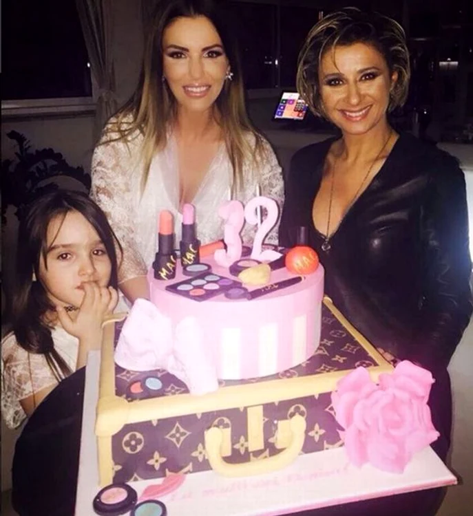 De la ziua Denisei, nu au lipsit fetiţa ei, Rania, şi Anamaria Prodan 