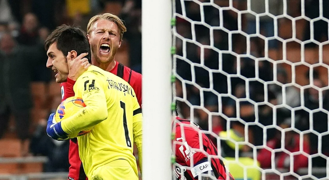 Tătărușanu apăra poarta campioanei Italiei, AC Milan. Foto EPA EFE