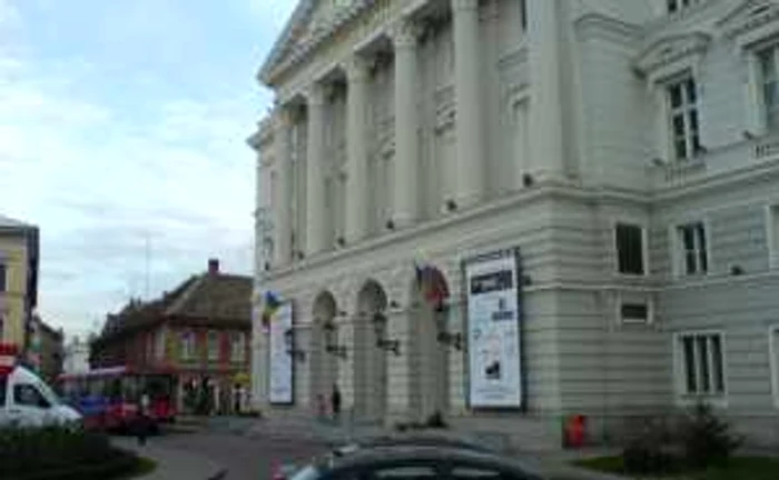 Teatrul Clasic „Ioan Slavici” va fi gazda spectacolului