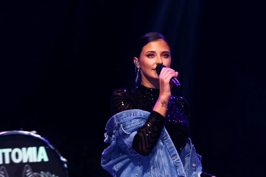Ce a păţit Antonia în timpul unui concert: "Mi a fost foarte ruşine" jpeg