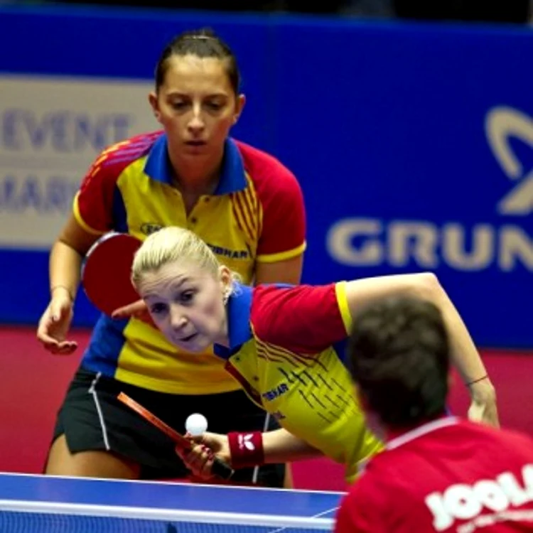Daniela Dodean şi Elizabeta Samara