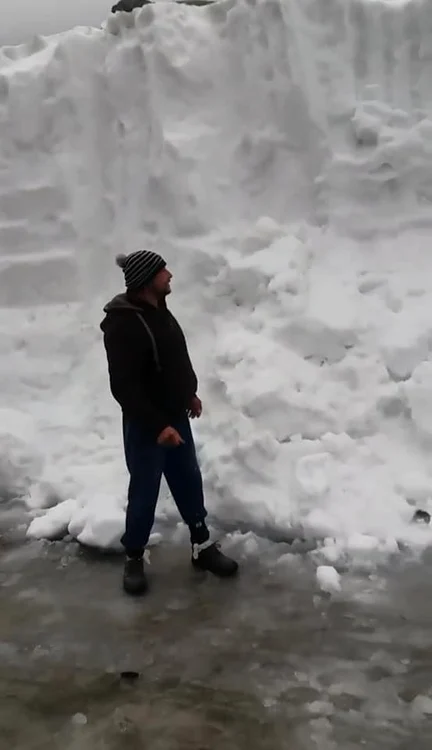 
    Aşa arată parcarea de la Bâlea Lac Foto: Meteoplus  