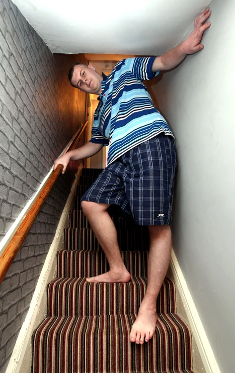 Josh încearcă să se comporte ca un copil normalFOTO Photoland/Caters