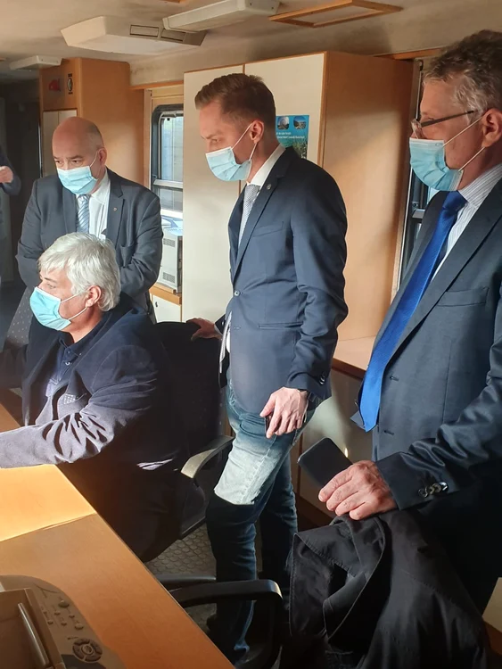 Specialiștii din comisie au recepționat linia de tren spre Otopeni