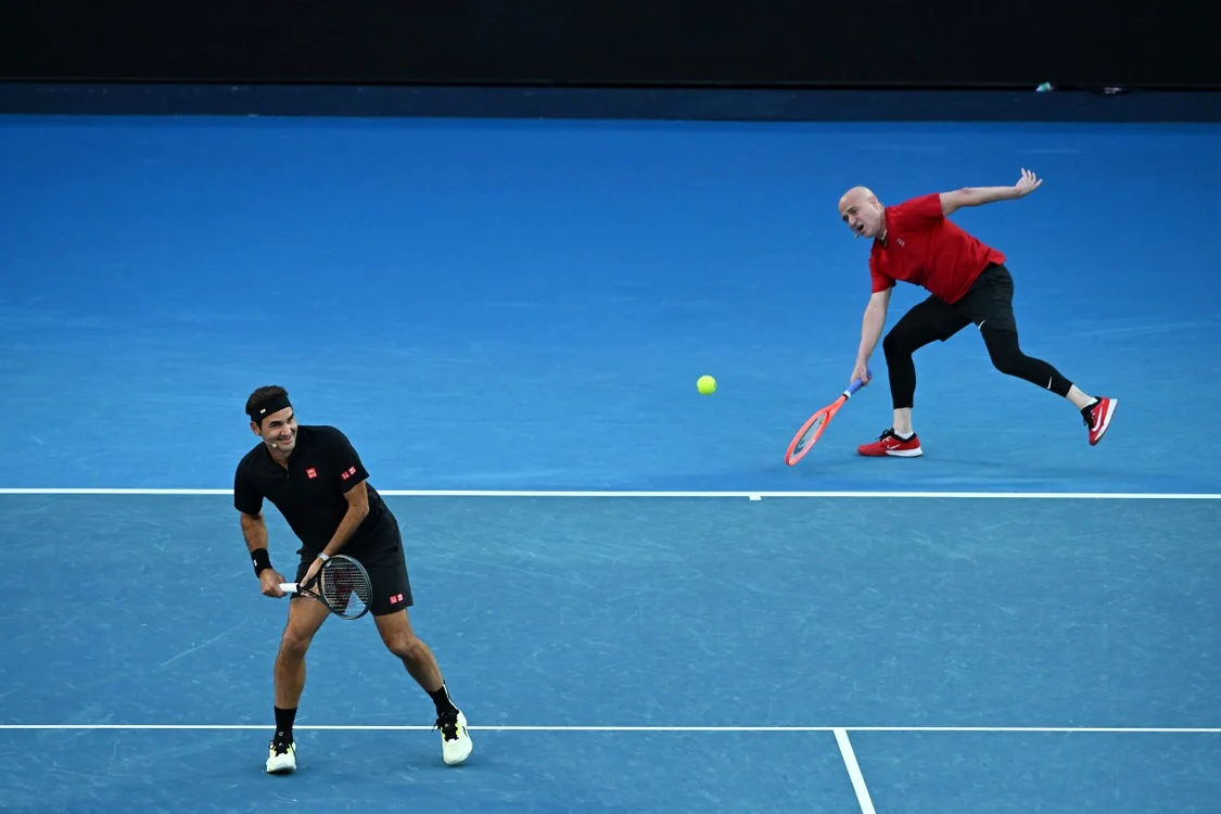 Roger Federer a jucat alături de Andre Agassi la Australian Open 2026 (Foto: EPAImages)