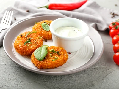 Chiftelute picante din linte  Sursa foto shutterstock 2111659610 jpg