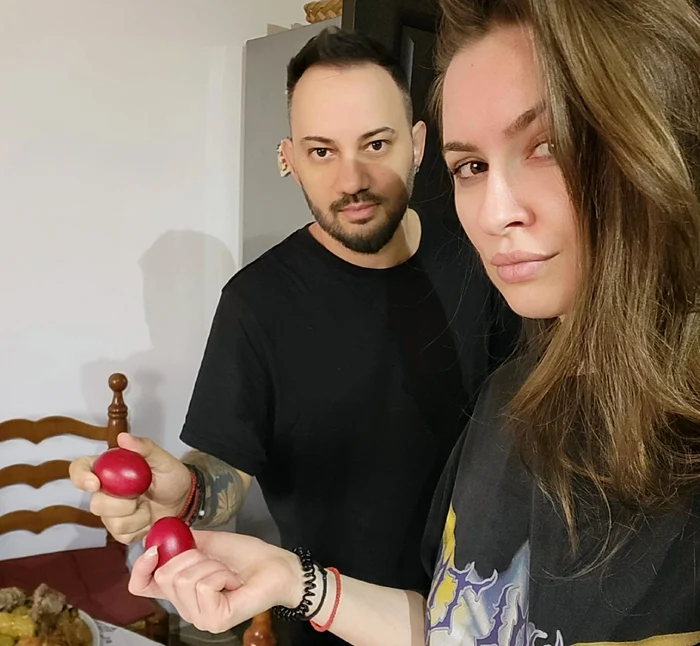 Mario Joy si sotia sa de Paste/ arhiva personala