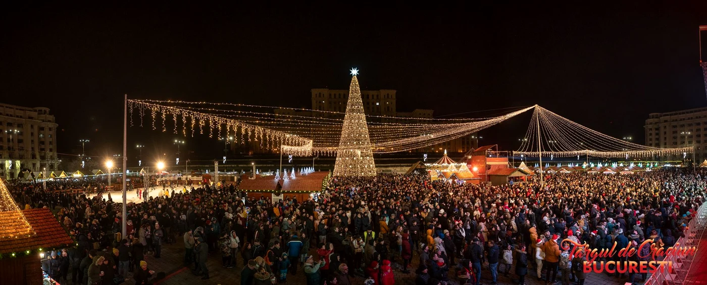 
    Târgul de Crăciun din Piața Constituției din București este cel mai mare din RomâniaFoto:bucharestchristmasmarket.ro  