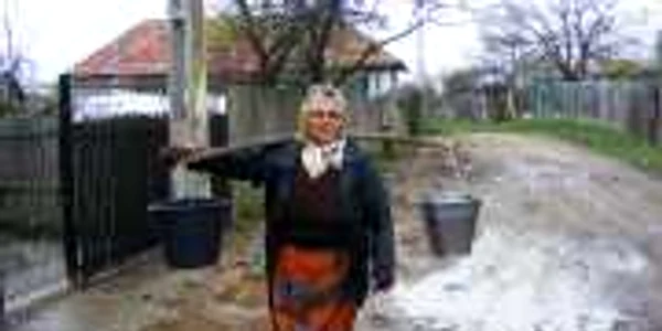 La malovat oamenii au ramas fara apa FOTO Corina Macavei 