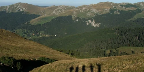 Târgovişte: Drumeţie la Padina, în Bucegi