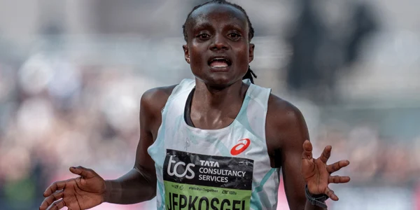 KenyasJoycilineJepkosgei herefinishing2ndinthe2025TCSLondonMarathon headsthewomensfieldforthe2025tRUNsylvania10K jpg