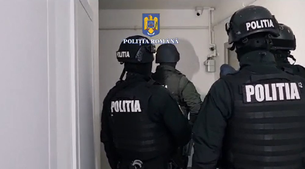 Minoră salvată din mâinile proxeneților. Cum erau exploatate victimele VIDEO