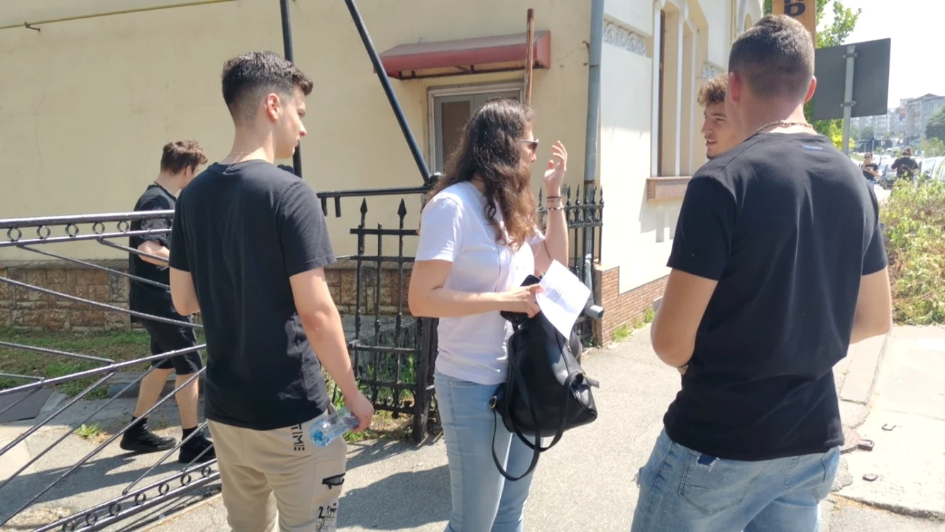 Emoţiile candidaţilor de la Bacalaureatul 2021 au luat sfârşit, rezultatele înainte de contestaţii fiind afişate FOTO: Alina Mitran
