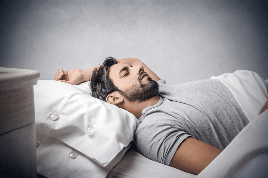 Ce persoane au nevoie de mai mult de 10 ore de somn. Care este durata optimă de odihnă