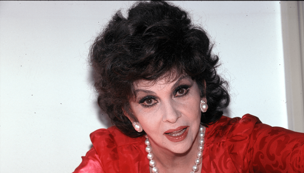 Gina Lollobrigida și-a fracturat femurul. Actrița va fi operată, în pofida riscurilor care pot apărea din cauza vârstei înaintate