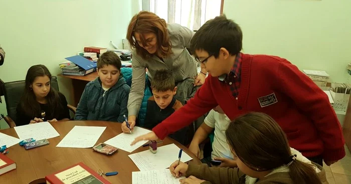 Ministrul Educa'iei nu renunţă la evaluările de la clasele a II-a şi a IV-a