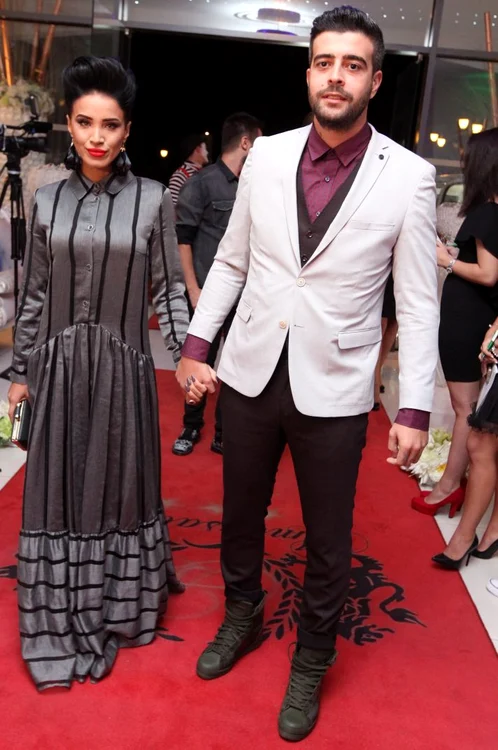 Adelina nu iese din casă fără să ceară sfatul stilistului